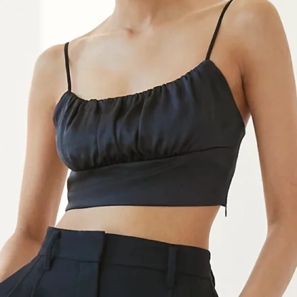 NWOT Aritzia Wilfred Black Sonnet Camisole